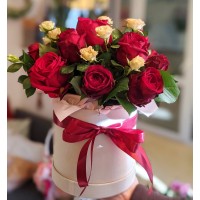 Коробочка троянд